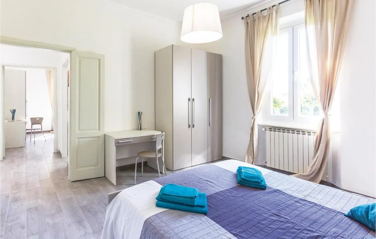 Casa Clo Villa Marina di Massa Holiday home