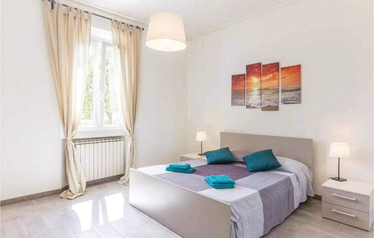 Holiday home Casa Clo Villa Marina di Massa